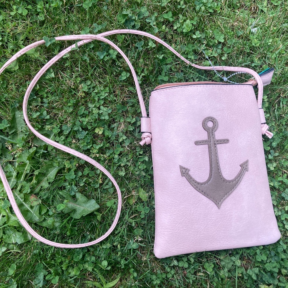 Ecosse light pink Lined Zipper Closure Faux Leather Crossbody